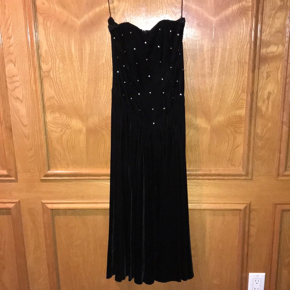 Positively Ellen Black Velvet Corset Dress with Rhinestones Size 6